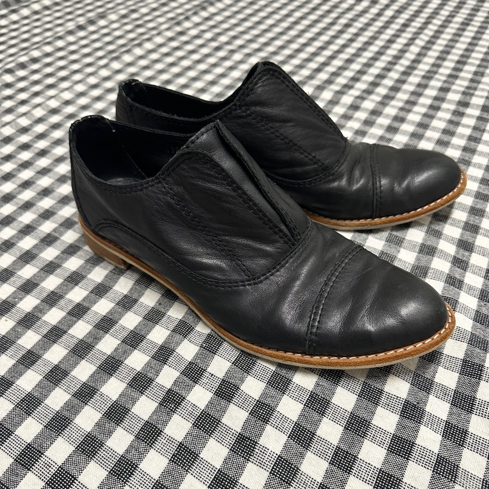 All Black Brand Women’s Leather Loafers 8.5
